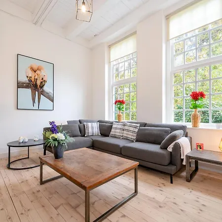 ホテル De Zwaluwenburg